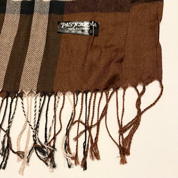 Pashmina Checkered Plaid Scarf Fringed 68 x 25 Inch - Picture 4 of 16